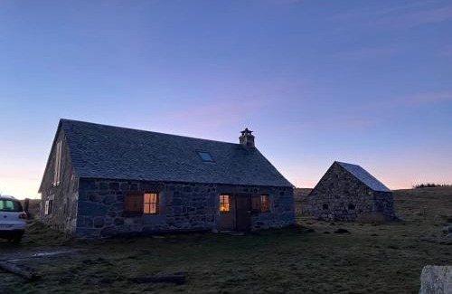 Marchastel House | Buron Cœur d’Aubrac