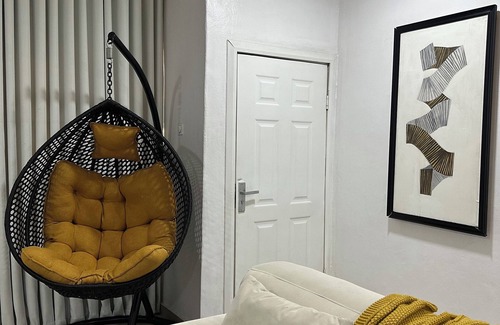 Ofin House | Business Travelers Dream. Modern Room With 24/7 Electricity and WiFi