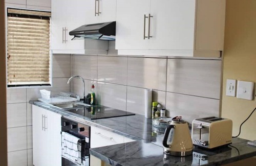 Edenvale Apartment | Bustani 1 -spacious Secure and Private Apartment - Self-catering