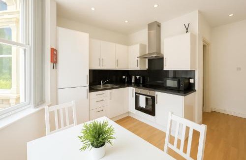 Cathays Apartment | Bute Park Apartment w/Heating + Private Bathroom