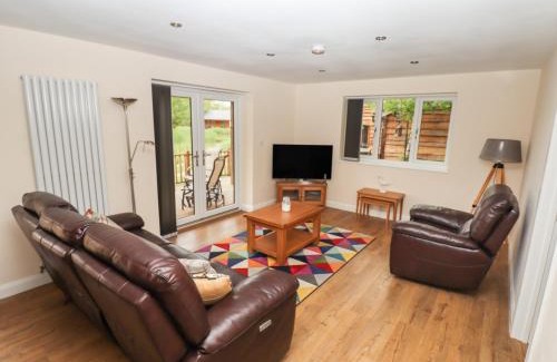 Aubourn House | Butterfly Lodge