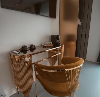 Hunedoara House | Butterfly