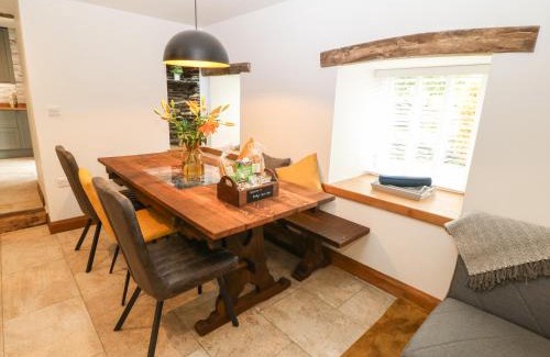 Penrhyndeudraeth House | Bwthyn Bach Gwyn