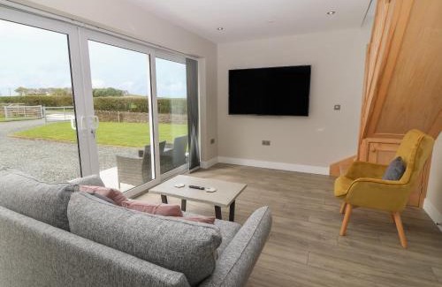 Rhosgoch House | Bwthyn Cae'r Efail