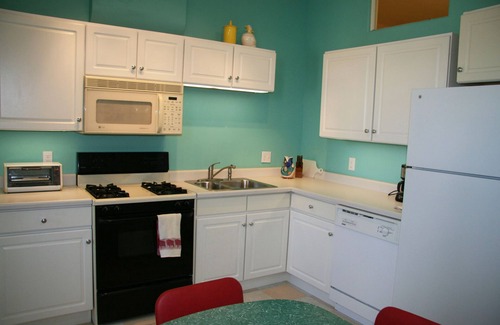 Salida Condo | By the River & Downtown, Beautiful, Comfortable, Kids Welcome STL# 02559535