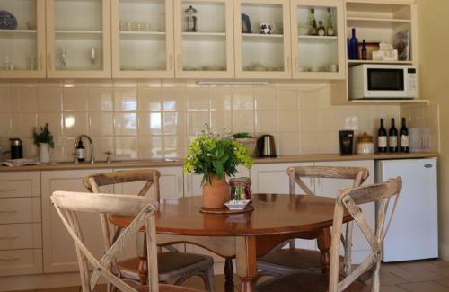 Maiden Gully Apartment | Byronsvale Vineyard and Accommodation