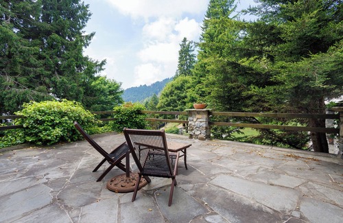 Cernobbio Villa | Cà Bossi Retreat above Lake Como