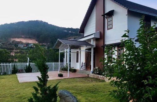 Da Lat Cabin | Cánh Đồng Mây Homestay Đà Lạt
