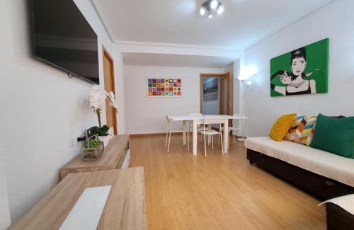 Nou Moles Apartment | Céntrico apartamento en Valencia próximo parada de metro Ángel Guimerà