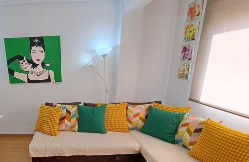 Nou Moles Apartment | Céntrico apartamento en Valencia próximo parada de metro Ángel Guimerà