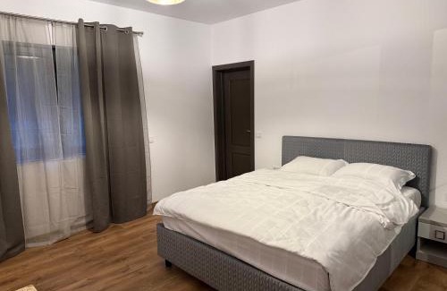 Carlibaba Ski Chalet | Căsuța Lizucăi