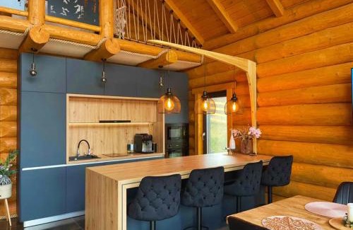 Risca House | Căsuța Melimi