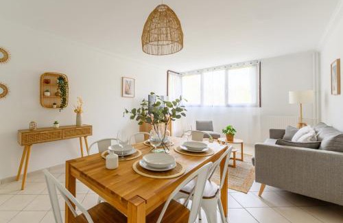 Bobigny Apartment | Cœur de ville - Au pied du métro - 3 chambres