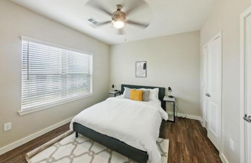 Willowbrook Apartment | C Creek 4316 I New Construction 2bd Apt I Gated