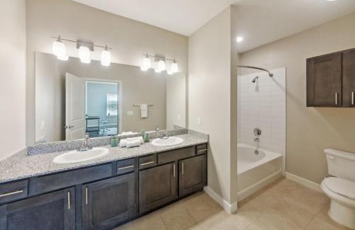 Willowbrook Apartment | C Creek 4316 I New Construction 2bd Apt I Gated