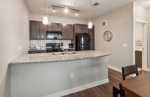 Willowbrook Apartment | C Creek 7309 I New Construction 1Bd Apt I Gated