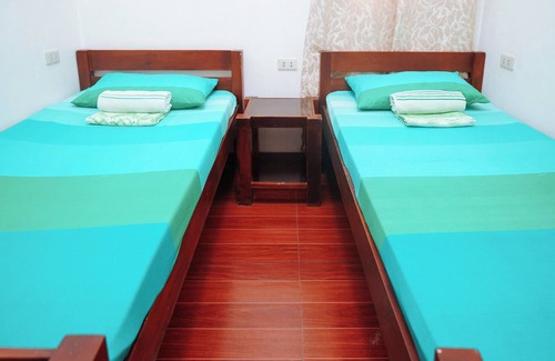 Oslob Hotel | C Star Travellers Inn Redpartner