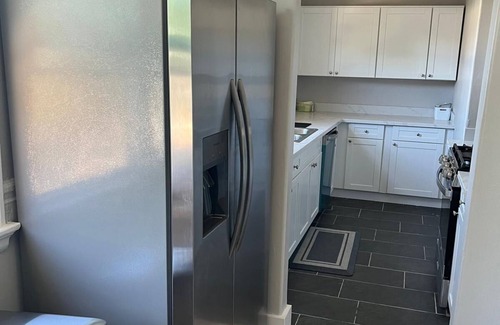 South Berkeley Apartment | C1: Cozy private room in larger apartment in prime location close to UC Berkeley