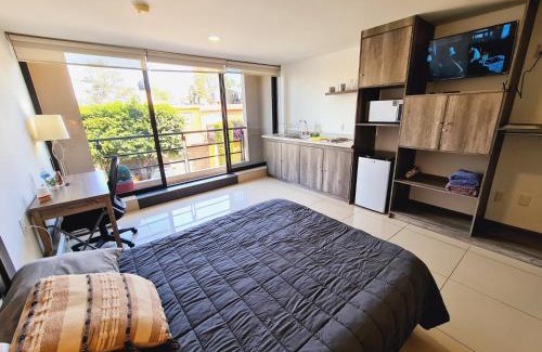 Ciudad Lopez Mateos Apartment | C3 EXECUTIVE SUITES at ITESM CEM Families Tourists & Travelers Choice Foreign Students Companies Executives WELCOME! 10min Izcalli-15min Esmeralda-20min Sátelite-25min AIFA