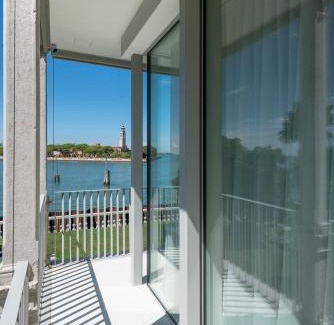 Santa Maria in Stelle Villa | Ca' delle Contesse - Villa on lagoon with private dock and spectacular view