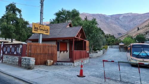 Pisco Elqui Ski Chalet | Cabañas Las Gredas SPA Pisco Elqui