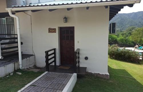 Villa General Belgrano Cabin | Cabañas Noscohue