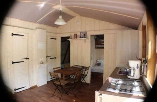 Saint-Constant-Fournoules Cabin | Cabane 3 étoiles - Piscine - eec0cc