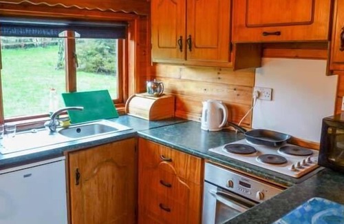 Ardue Cabin | CABIN 6, pet friendly, with a garden in Ballyconnell, County Cavan