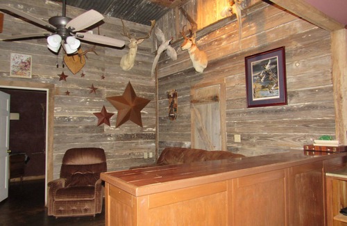 Mannford Cabin | Cabin in front of the lake!