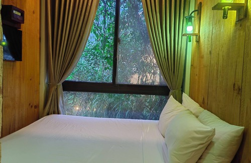 Silang Junction South Hotel | Cabins by Eco Hotels