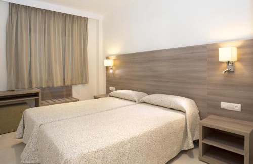 Ses Cadenes Apartment | Cabot Tres Torres Apartamentos