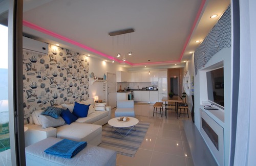 Bogaz Apartment | 'Caesar Beach' treat yourself to a fabulous luxury beach holiday in North Cyprus