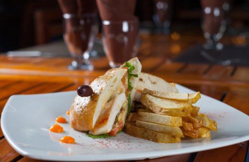 Coco Hotel | Café de Playa Beach Front Hotel