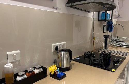 Thane West Apartment | Cairo studio @hiranandani