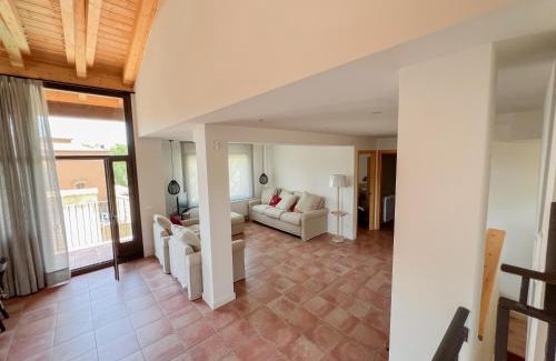 Vilanova de Meia Ski Chalet | Cal Gabarró - Casa para 12 con piscina, WiFi, AC y BBQ