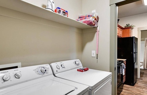 South Jordan Apartment | Cal-King Suite, Ground Floor & Outdoor Adventures!