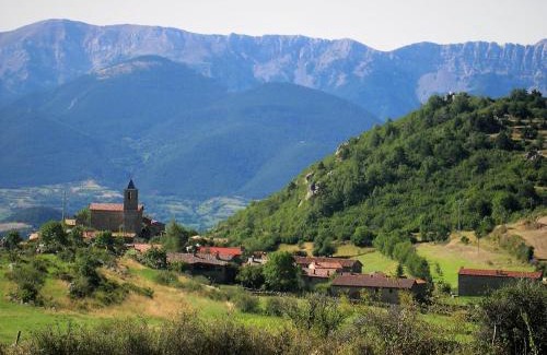 Lles House | Cal Tià, La Llosa, espai independent