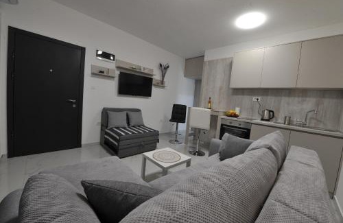 Igalo Apartment | Calla Lux Studio