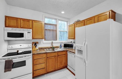 Savannah House | CALM - Cottage at the Last Mile