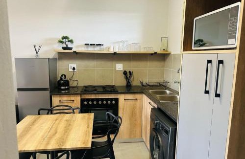 Derdepoort Apartment | Calm & Cozy Apartment 2