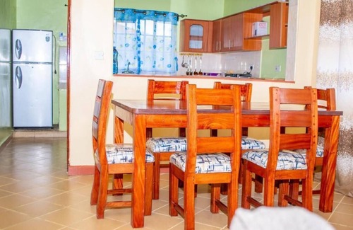Naivasha Bed & Breakfast | Calmo Meta Homestay Naivasha