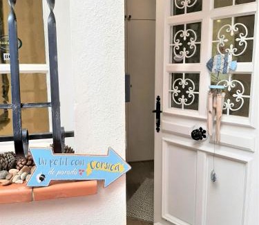 Verghia House | Camélia Plein Soleil Bord de Plage