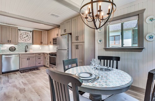 Cambridge Cabin | Cambridge Cabin - 3 Min Walk to Lake Ripley!