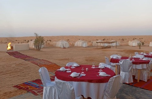 Douz RV Rental | Camp In The Desert