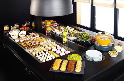 Calais Hotel | Campanile Calais