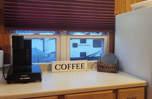 McMillan Cabin | Campbell James Cabin & Bunkhouse on the Snowmobile & ATV Trails