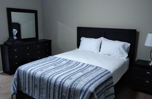 Gull Lake Apartment | Campbell's Accommodations