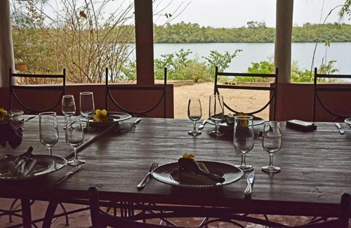 Diakene Ouolof Hotel | Campement île d'Egueye