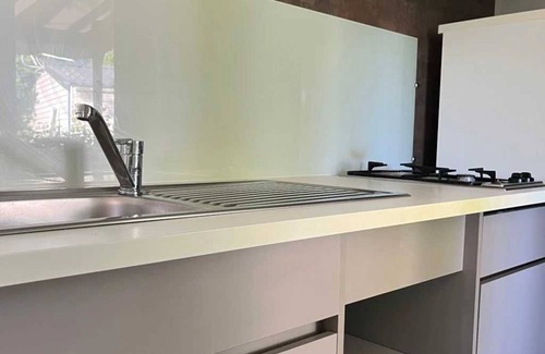 Angicourt House | Camping 2 étoiles - ccbabhh