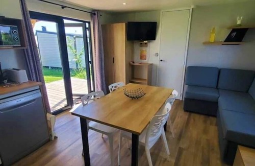 Mont-pres-Chambord House | Camping 3 étoiles - Piscine - ccbadcc